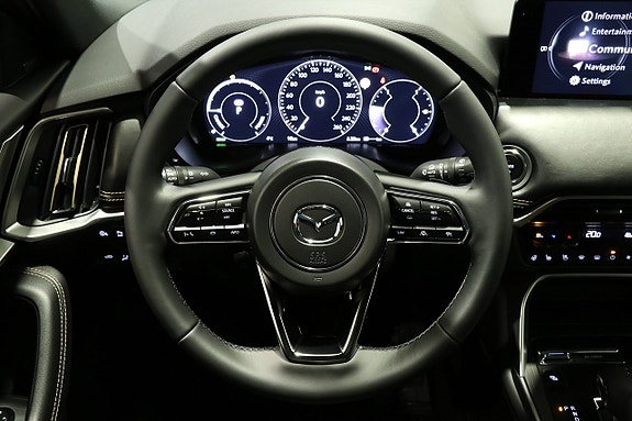 Mazda CX-80 12 of 20