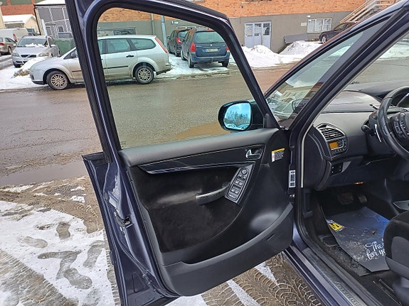 Citroen C4 Picasso 11 of 19