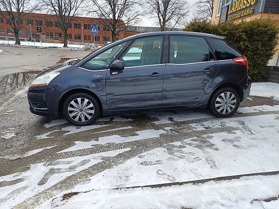 Citroen C4 Picasso 8 of 19