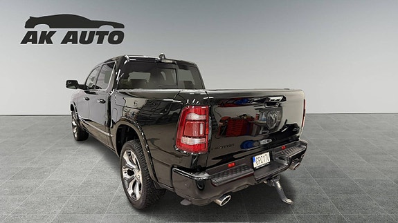 Dodge RAM 1500 2 of 10