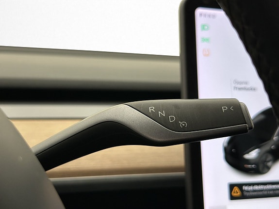 Tesla Model 3 30 of 30