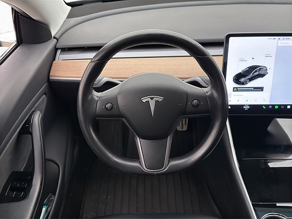 Tesla Model 3 13 of 30