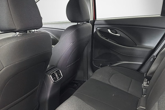 Hyundai i30 12 of 13