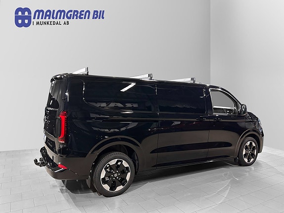 Volkswagen Transporter 3 of 5