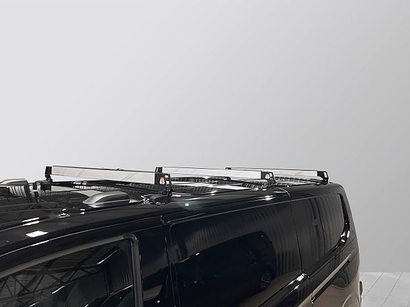 Volkswagen Transporter 9 of 17