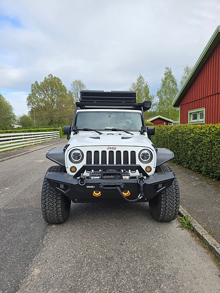 Jeep Wrangler 8 of 13