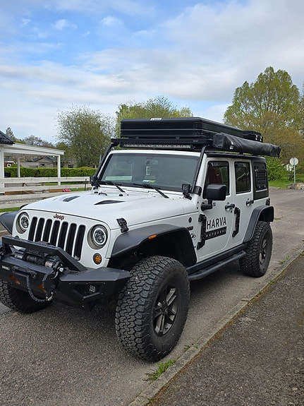 Jeep Wrangler 3 of 13