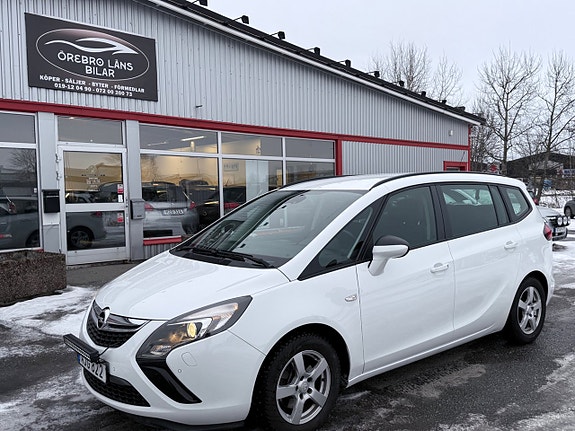 Opel Zafira Tourer 2 of 5