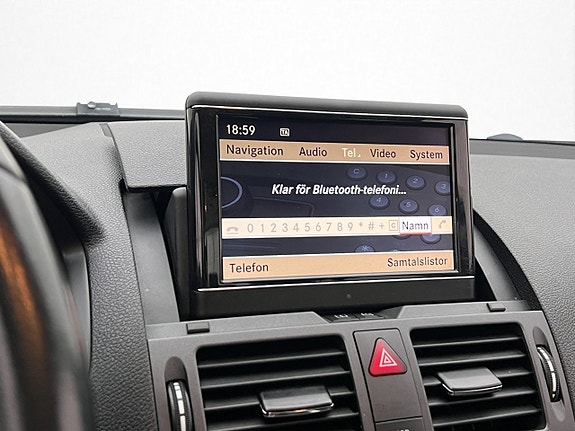Mercedes-Benz C350 17 of 26
