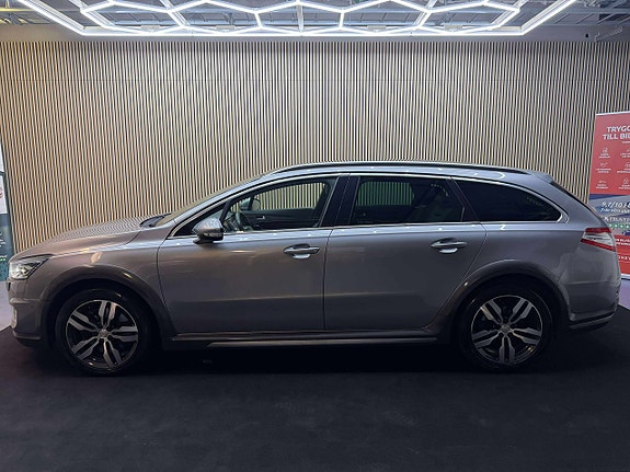 Peugeot 508 2 of 5