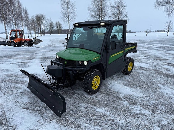 John Deere Gator 865M XUV UTV