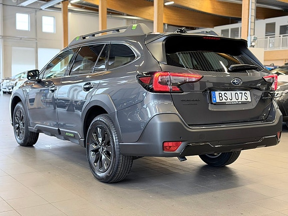 Subaru Outback 4 of 5
