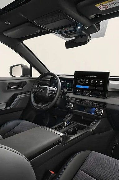 Toyota RAV4 8 of 14