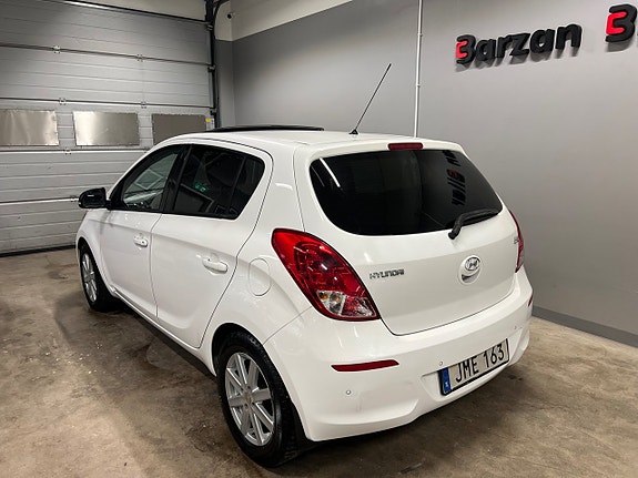 Hyundai i20 6 of 22
