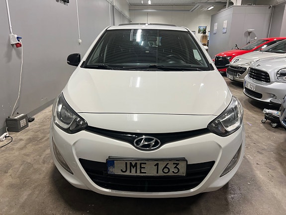 Hyundai i20 11 of 22