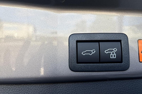 Toyota RAV4 15 of 16