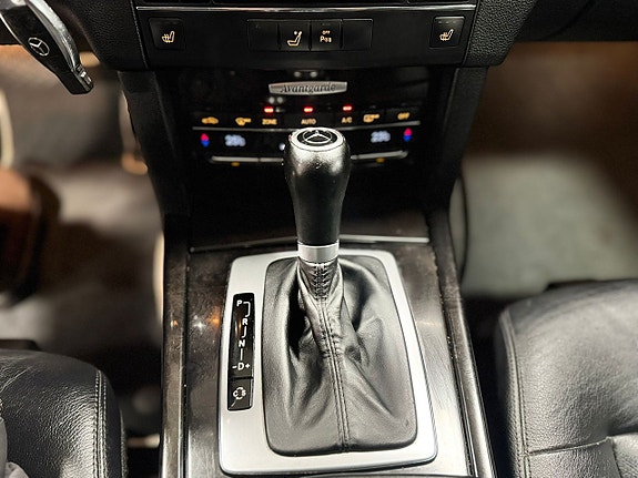 Mercedes-Benz E250 15 of 18