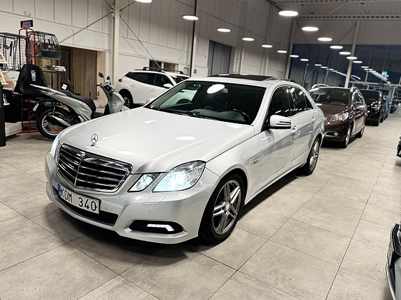 Mercedes-Benz E250 3 of 18
