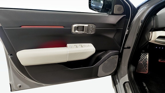 Kia EV4 11 of 13