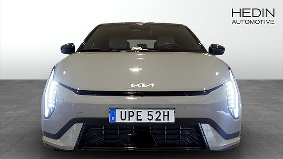 Kia EV4 8 of 13