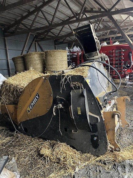 Emily PAIGA HALMRIVARE ST.BM