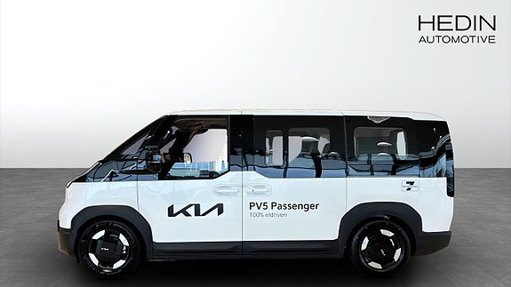 Kia PV5 4 of 12
