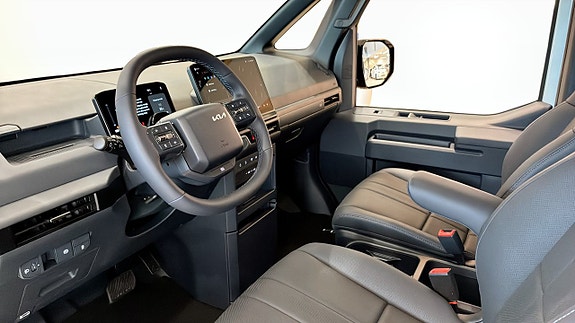 Kia PV5 8 of 12