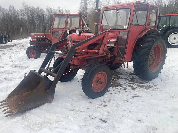 Volvo BM Boxer 350 med lastare