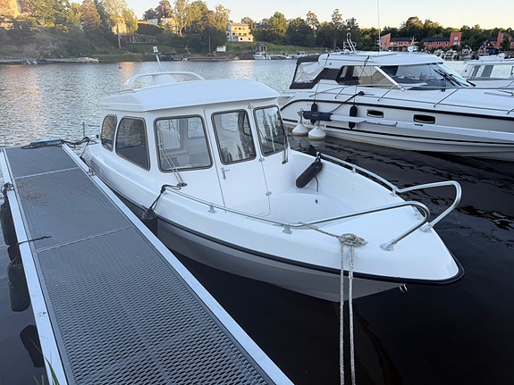 TG 6500 Yamaha F80 2008 värmare/trimplan/GPS 2 of 7