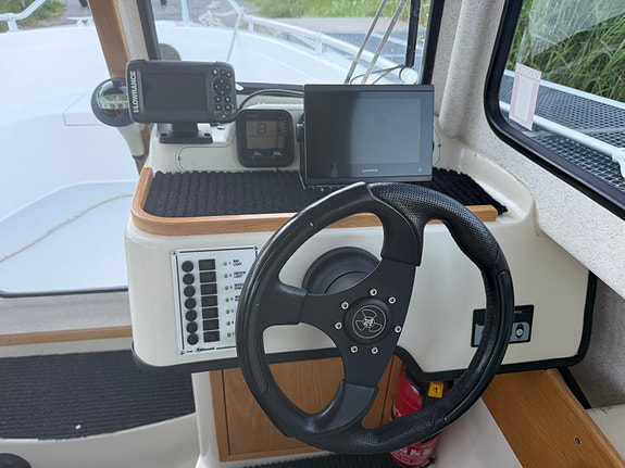 TG 6500 Yamaha F80 2008 värmare/trimplan/GPS 5 of 7