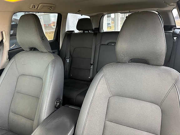 Volvo V70 12 of 17