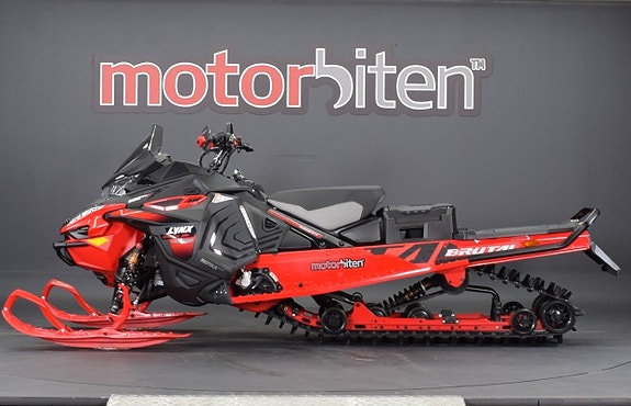 Lynx Brutal RE 900 ACE Turbo R 3900 - DEMO 4 of 4