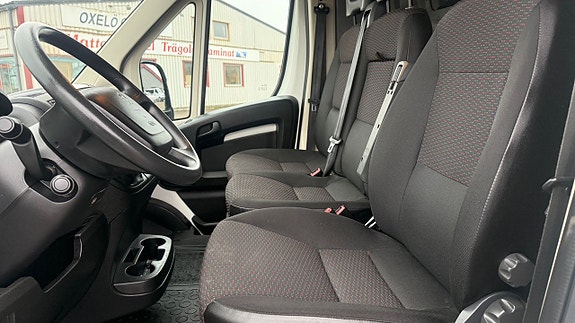 Peugeot Boxer 11 of 12
