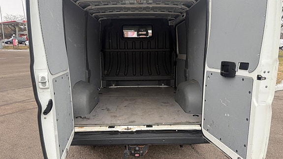 Peugeot Boxer 12 of 12