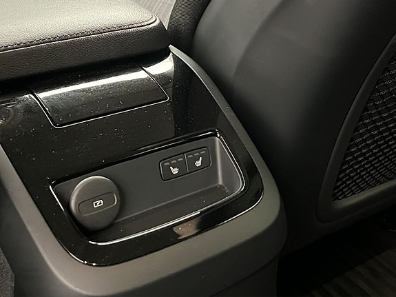 Volvo V60 27 of 30