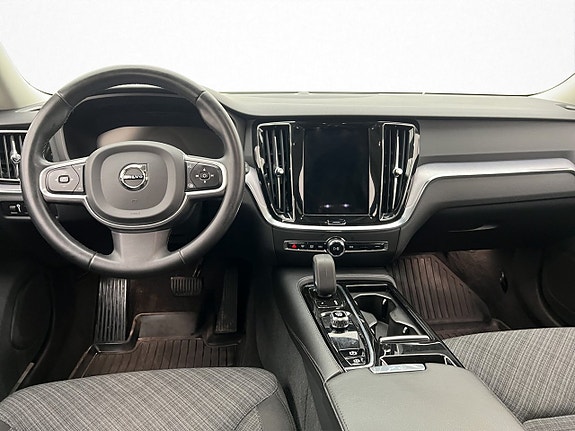 Volvo V60 10 of 30