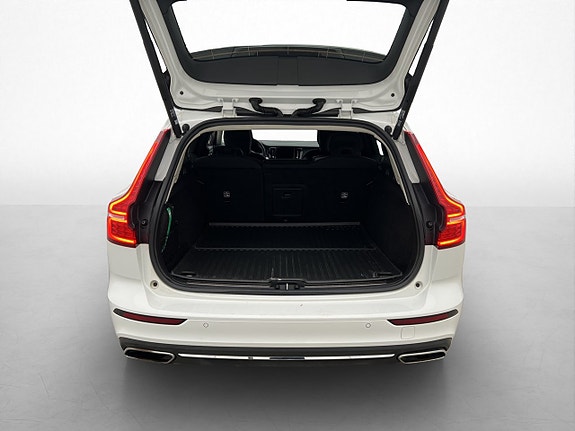 Volvo V60 26 of 30
