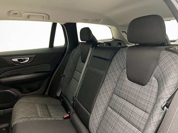 Volvo V60 28 of 30