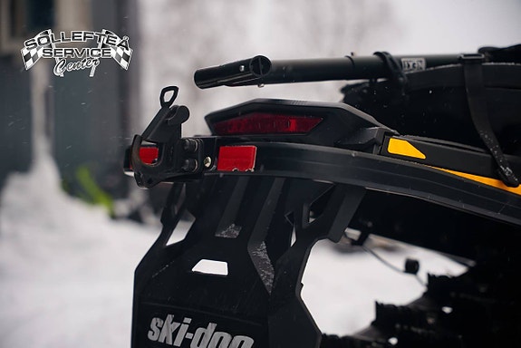 SKI-DOO TUNDRA 600 EFI -23 5 of 9