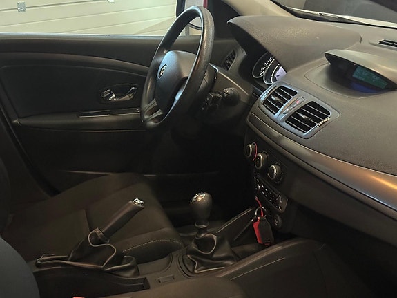 Renault Megane 11 of 19