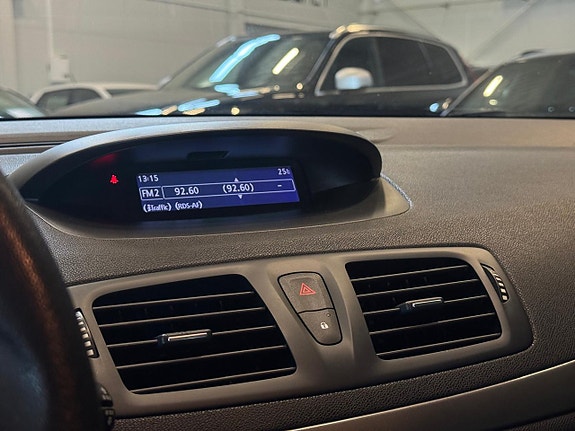 Renault Megane 19 of 19