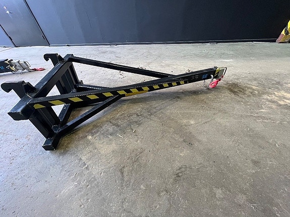 SE Equipment  Materialhanteringsarm 2000 kg L20-25 Materialh 2 of 3