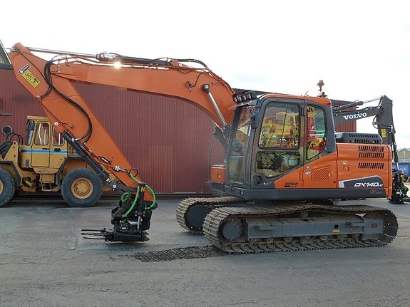 Doosan DX140LC-5
