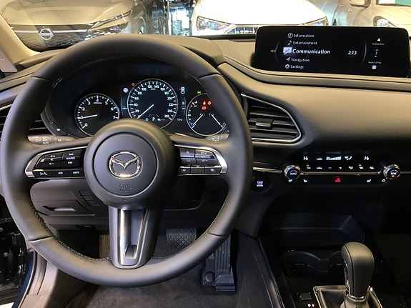 Mazda CX-30 11 of 13