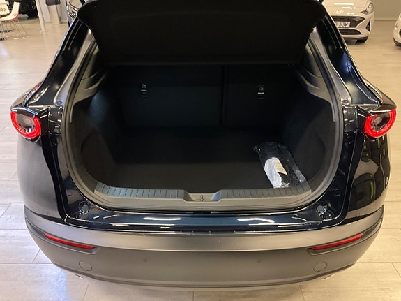 Mazda CX-30 6 of 13