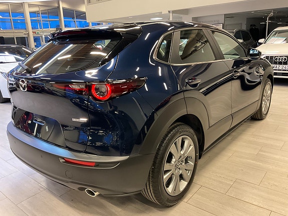 Mazda CX-30 4 of 5