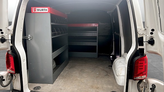 Volkswagen Transporter 12 of 12
