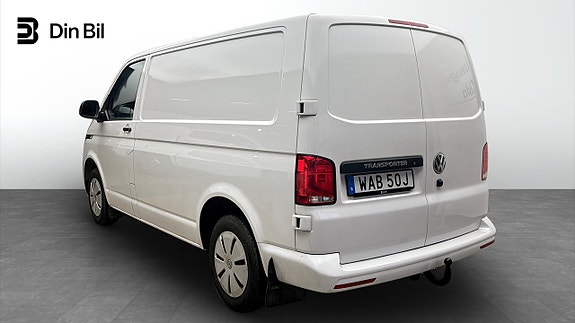 Volkswagen Transporter 3 of 5