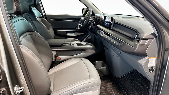 Kia EV9 3 of 14