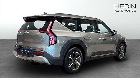 Kia EV9 2 of 14